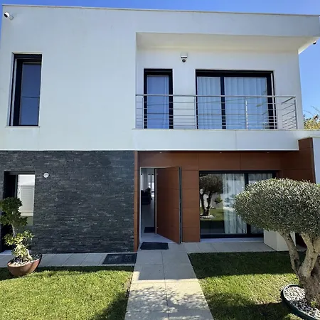 Paraty Villa *