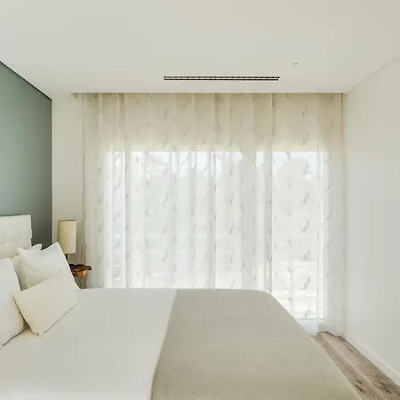 Paraty Aroeira (Setubal)